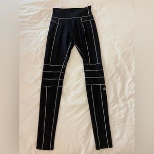 Alo yoga leggings barely worn